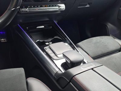 Mercedes-Benz GLA SUV 200 d Automatic Premium (12)
