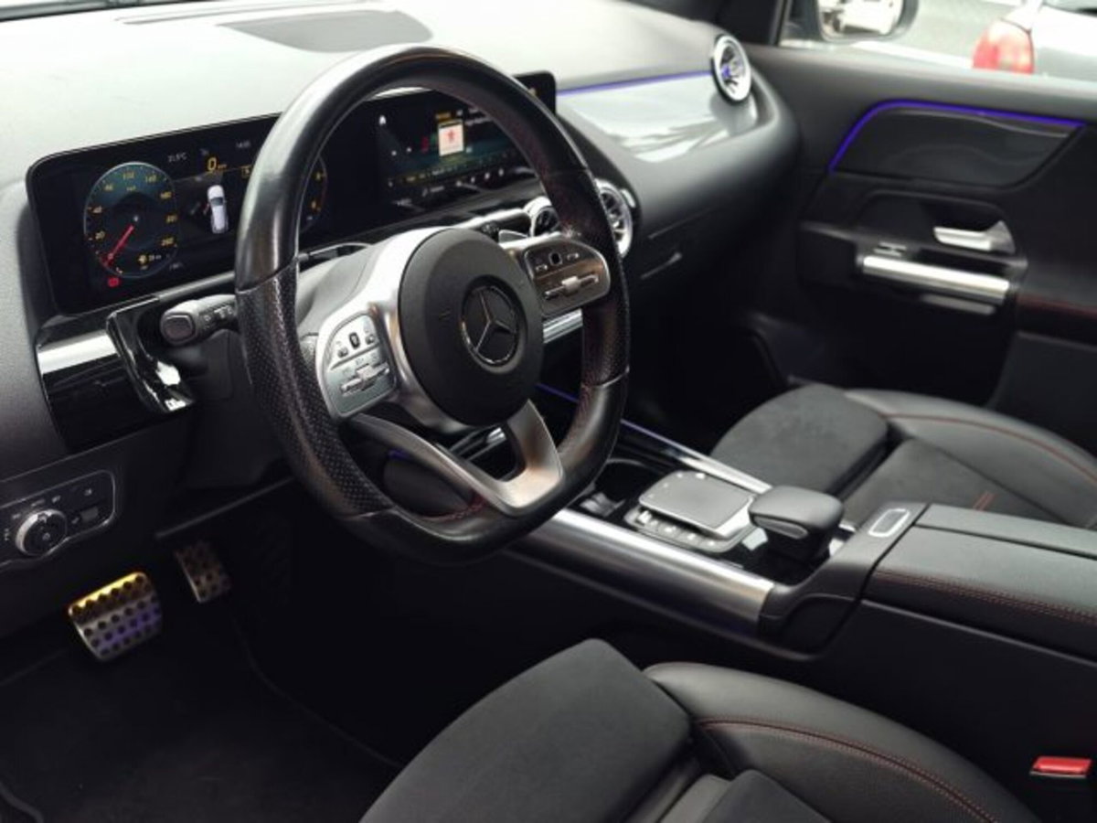 Mercedes-Benz GLA SUV 200 d Automatic Premium (15)