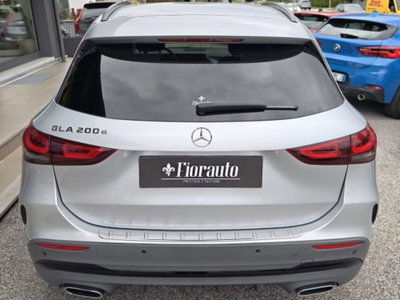 Mercedes-Benz GLA SUV 200 d Automatic Premium (5)