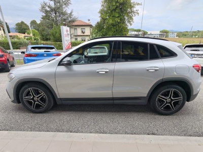 Mercedes-Benz GLA SUV 200 d Automatic Premium (7)
