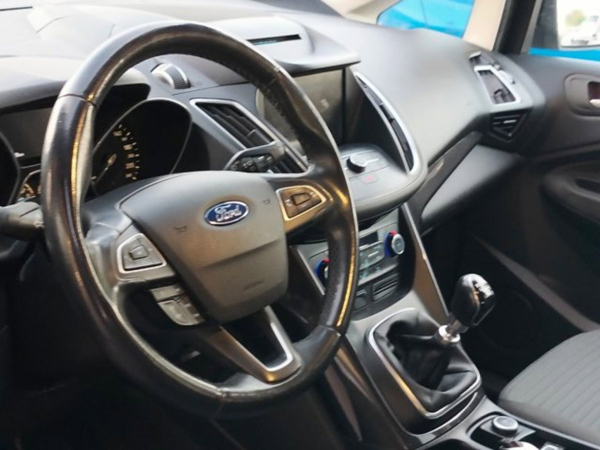 Ford C-Max 1.5 TDCi 120CV Start&Stop Titanium (18)