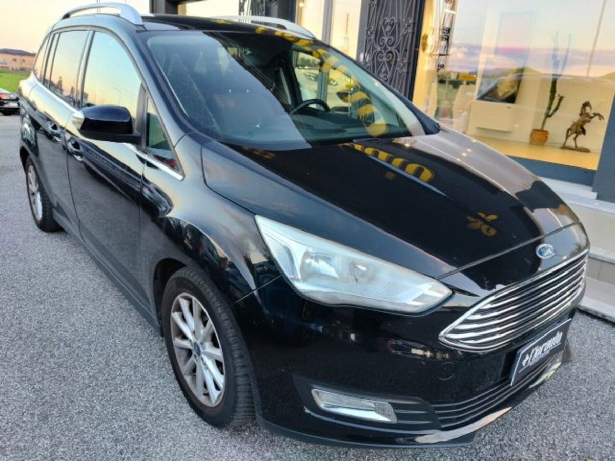 Ford C-Max 1.5 TDCi 120CV Start&Stop Titanium (3)
