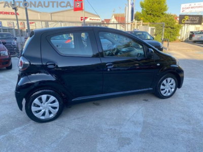 Toyota Aygo 1.0 12V VVT-i 5 porte Active Connect (5)