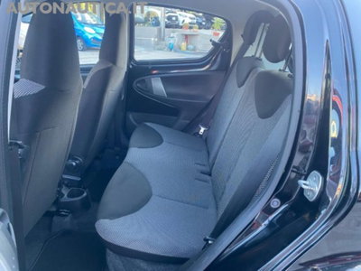 Toyota Aygo 1.0 12V VVT-i 5 porte Active Connect (9)