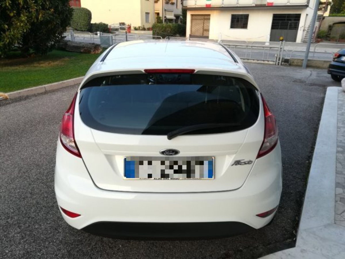 Ford Fiesta Plus 1.5 TDCi 75CV 5 porte (4)