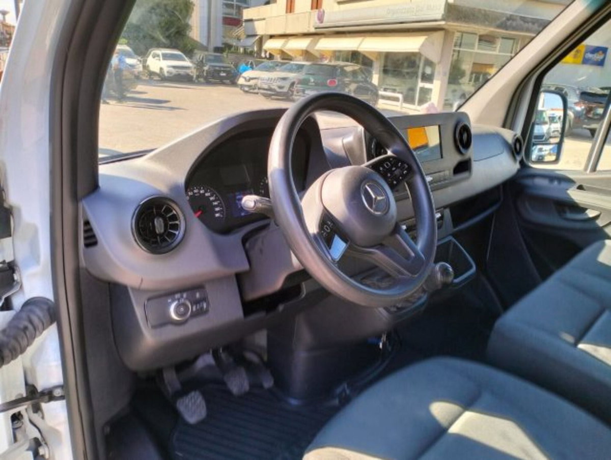Mercedes-Benz Sprinter F37/35 311 CDI RWD TA Furgone (9)