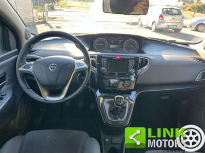 Lancia Ypsilon 1.2 69 CV 5 porte GPL Gold Plus (11)