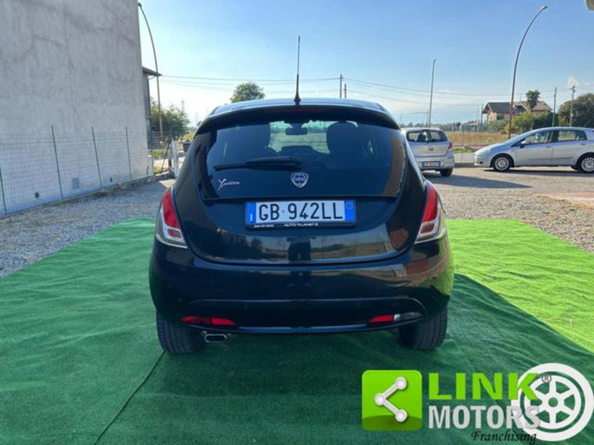 Lancia Ypsilon 1.2 69 CV 5 porte GPL Gold Plus (6)