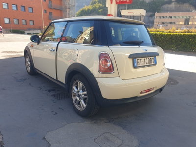 MINI Mini 1.6 16V One (55kW) (10)