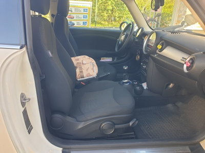 MINI Mini 1.6 16V One (55kW) (16)