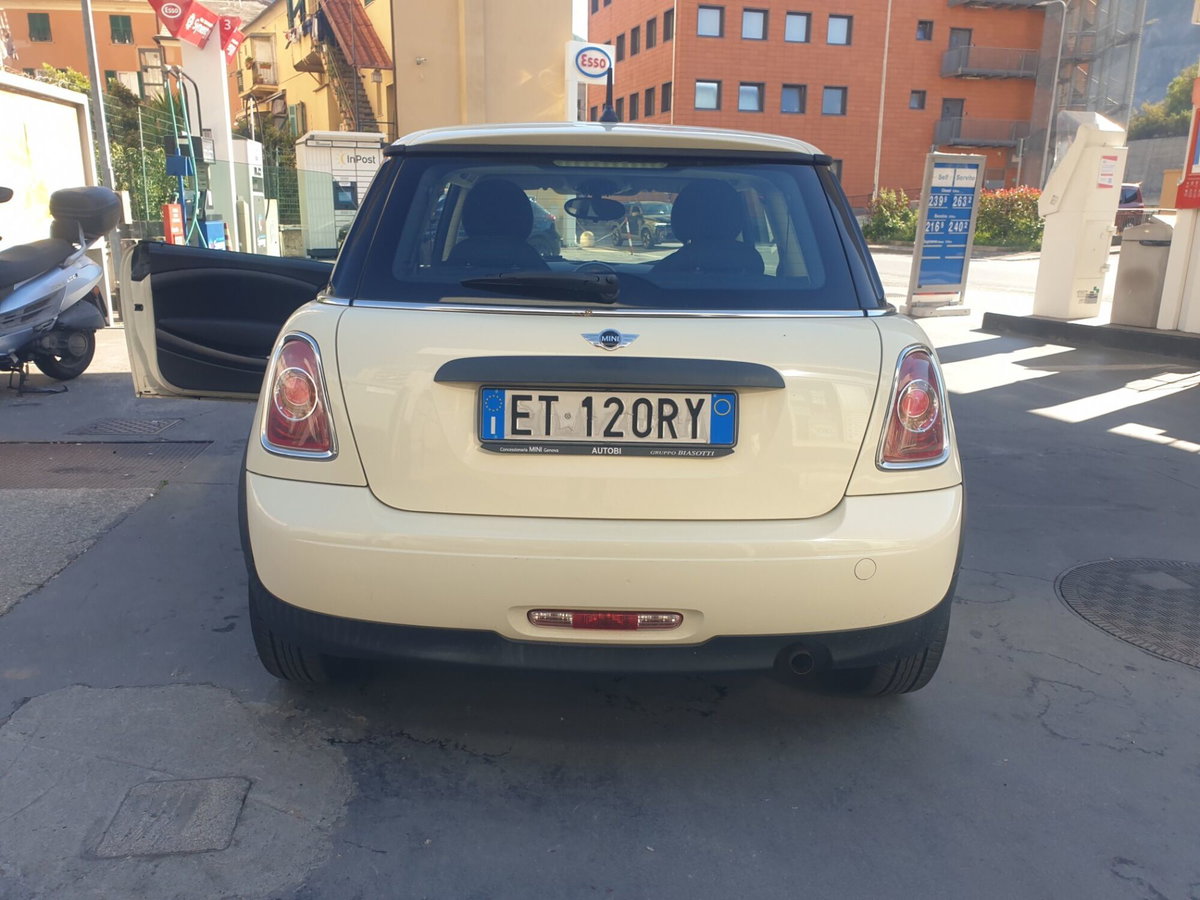 MINI Mini 1.6 16V One (55kW) (3)