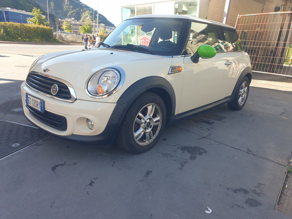 MINI Mini 1.6 16V One (55kW) (9)