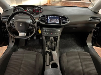 Peugeot 308 BlueHDi 100 S&S Active (17)