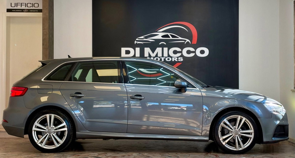 Audi A3 Sportback 30 g-tron S tronic Admired (4)