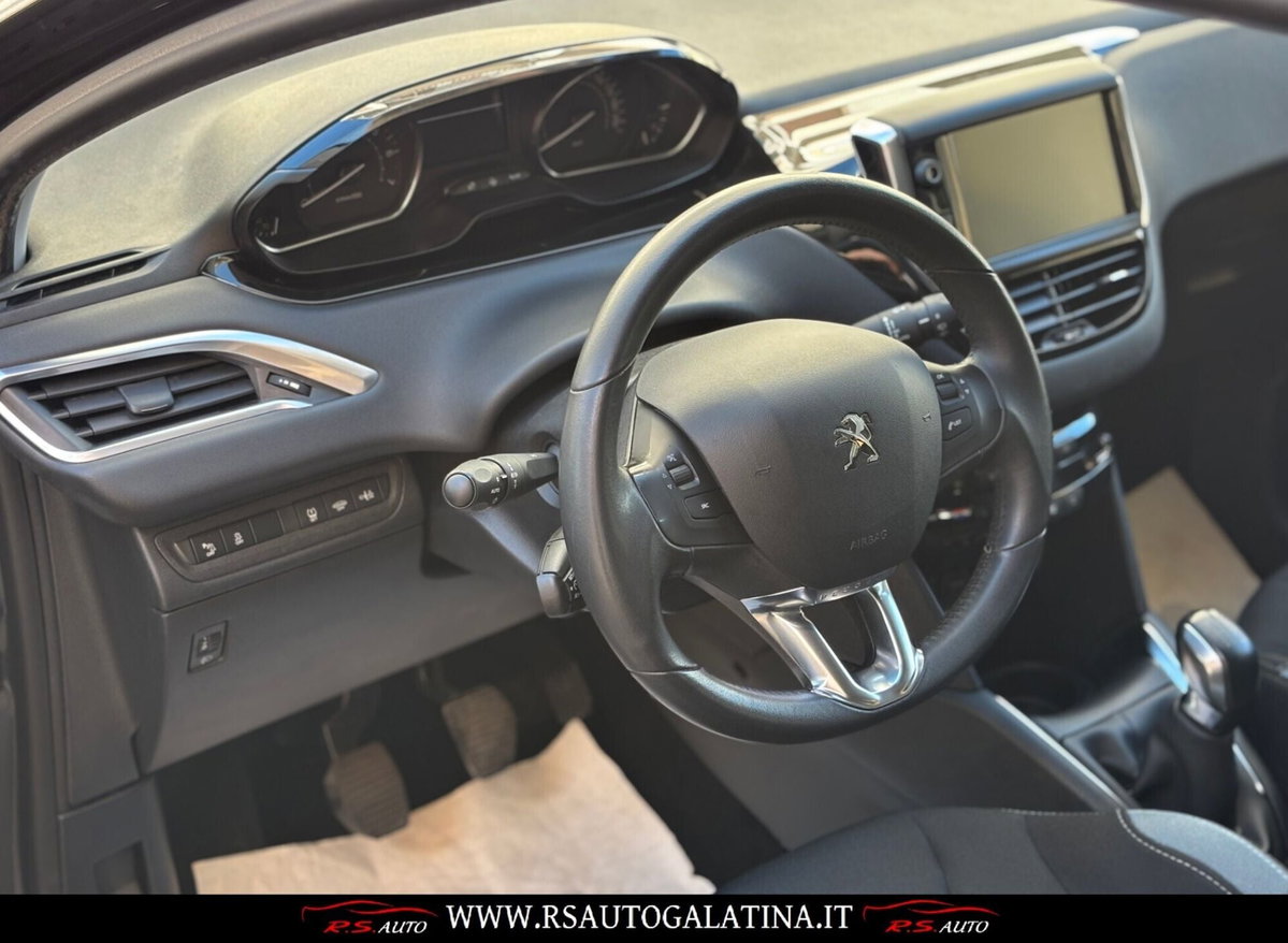 Peugeot 208 82 5 porte Allure (6)