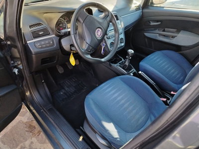Fiat Grande Punto 1.4 5 porte Dynamic Natural Power (11)