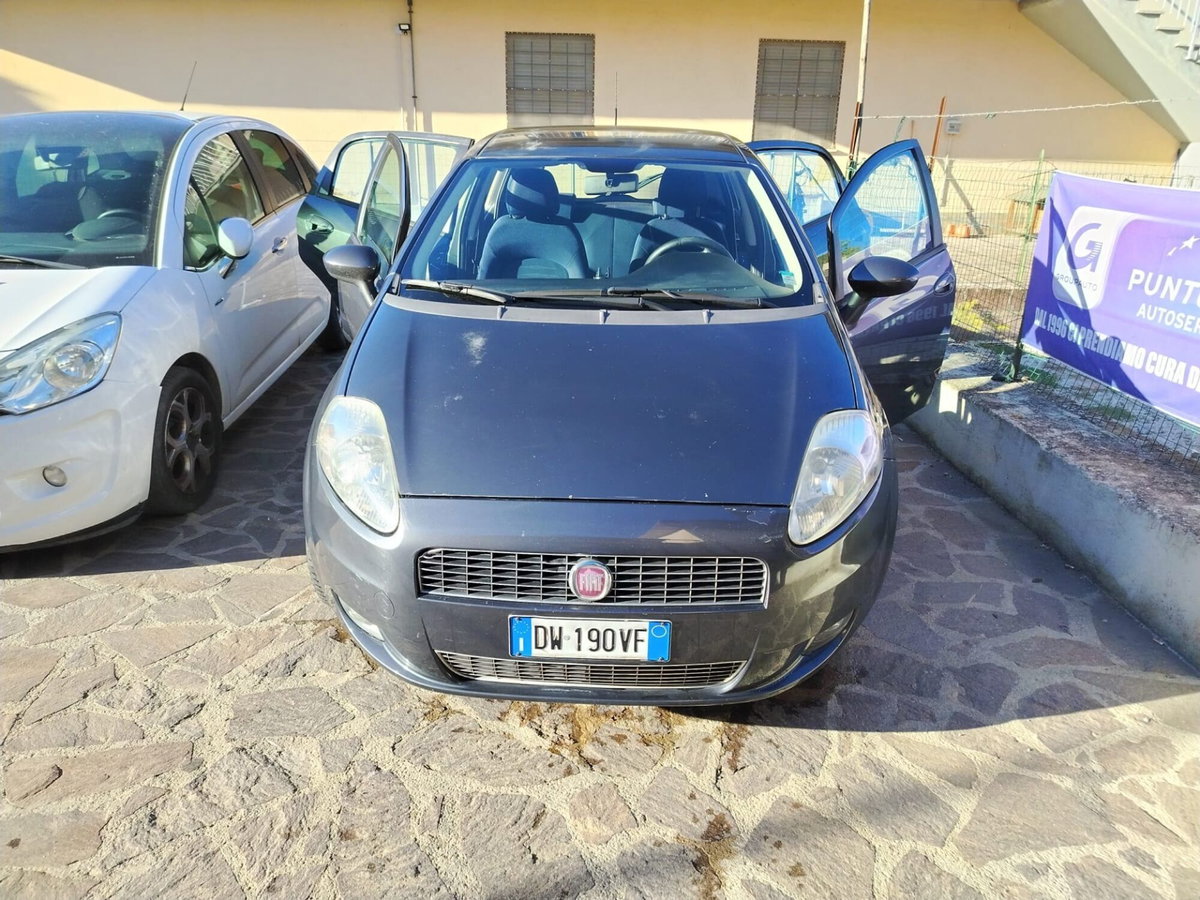 Fiat Grande Punto 1.4 5 porte Dynamic Natural Power (12)