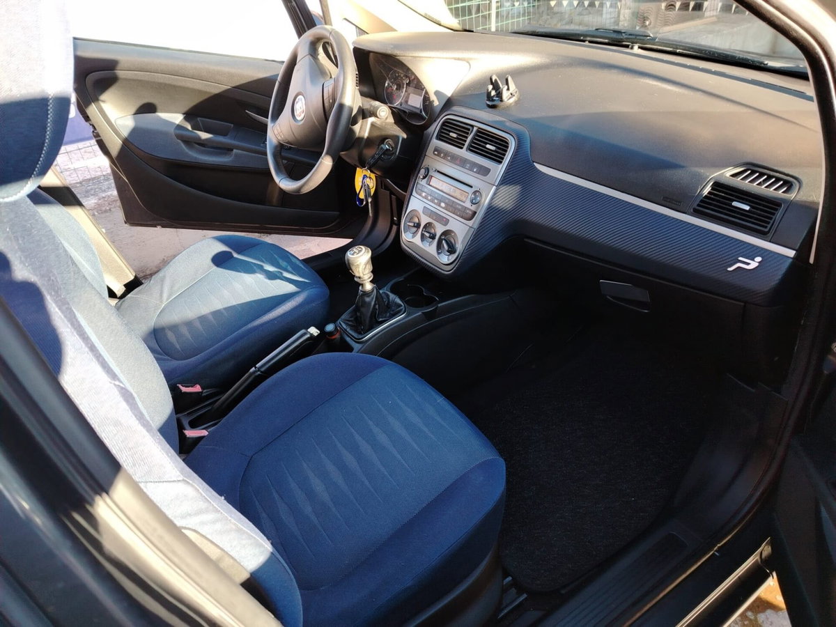 Fiat Grande Punto 1.4 5 porte Dynamic Natural Power (5)