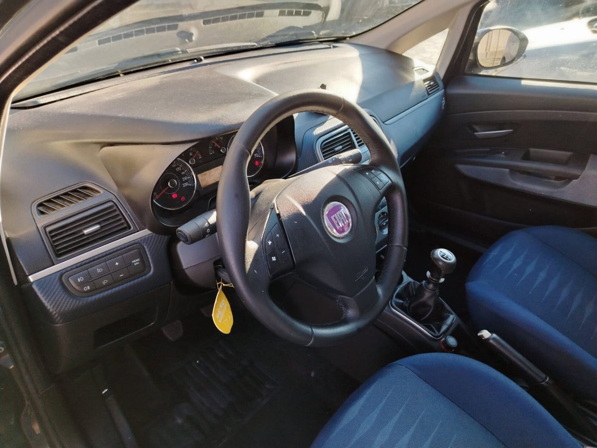 Fiat Grande Punto 1.4 5 porte Dynamic Natural Power (9)