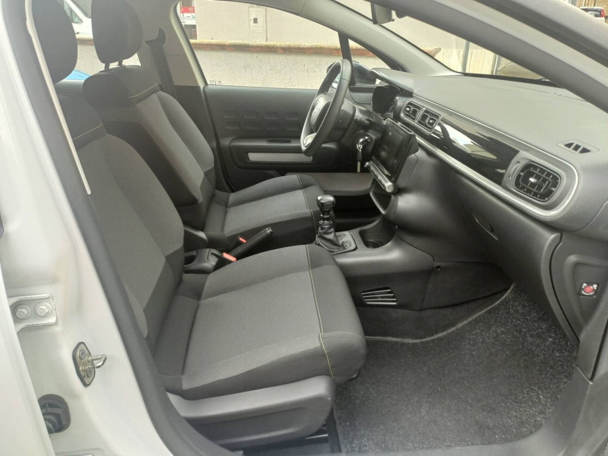 Citroen C3 BlueHDi 100 S&S Feel Pack (10)