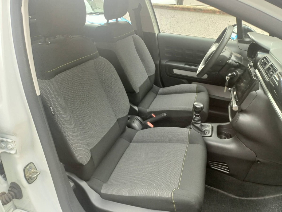 Citroen C3 BlueHDi 100 S&S Feel Pack (11)