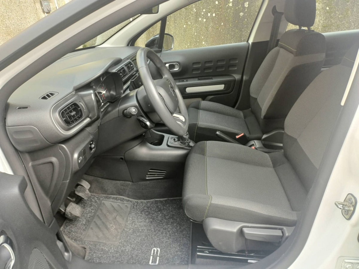 Citroen C3 BlueHDi 100 S&S Feel Pack (7)