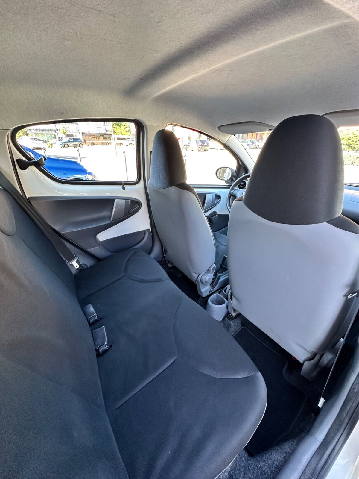 Toyota Aygo 1.0 12V VVT-i 5 porte Sol Connect (13)