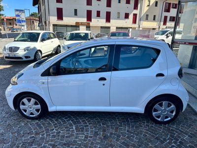 Toyota Aygo 1.0 12V VVT-i 5 porte Sol Connect (5)