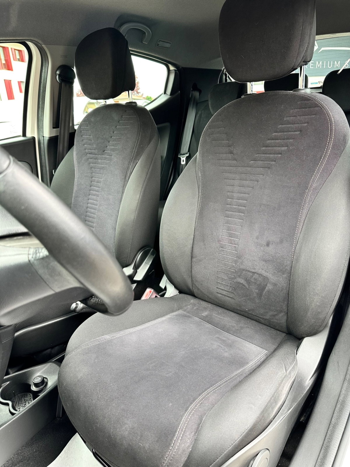 Lancia Ypsilon 1.3 MJT 16V 95 CV 5 porte S&S Silver (8)