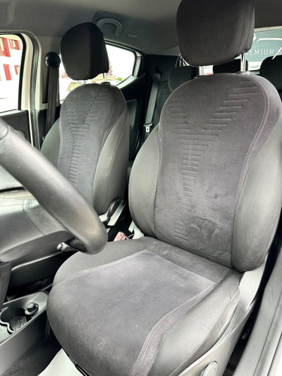 Lancia Ypsilon 1.3 MJT 16V 95 CV 5 porte S&S Silver (8)