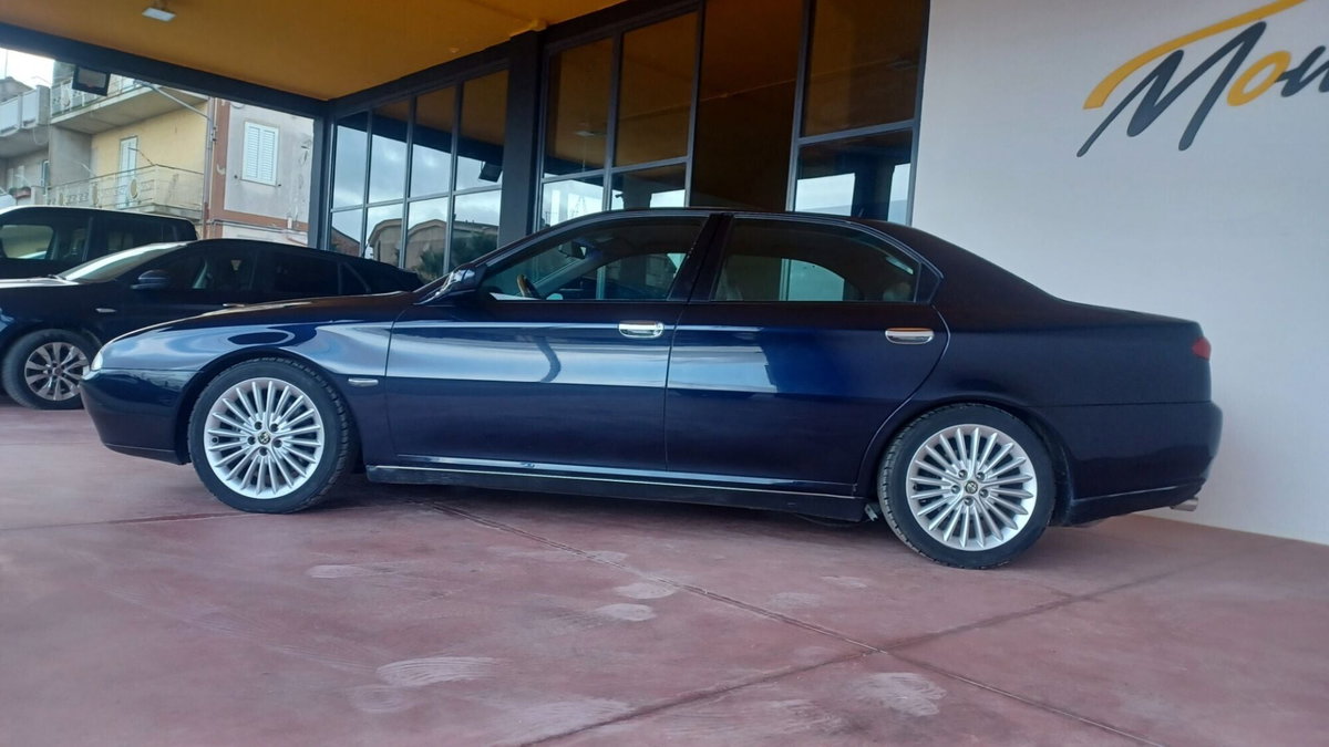 Alfa Romeo 166 2.5i V6 24V cat (3)