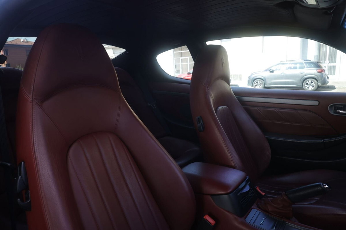 Maserati Coupé 4.2 V8 32V Cambiocorsa (6)