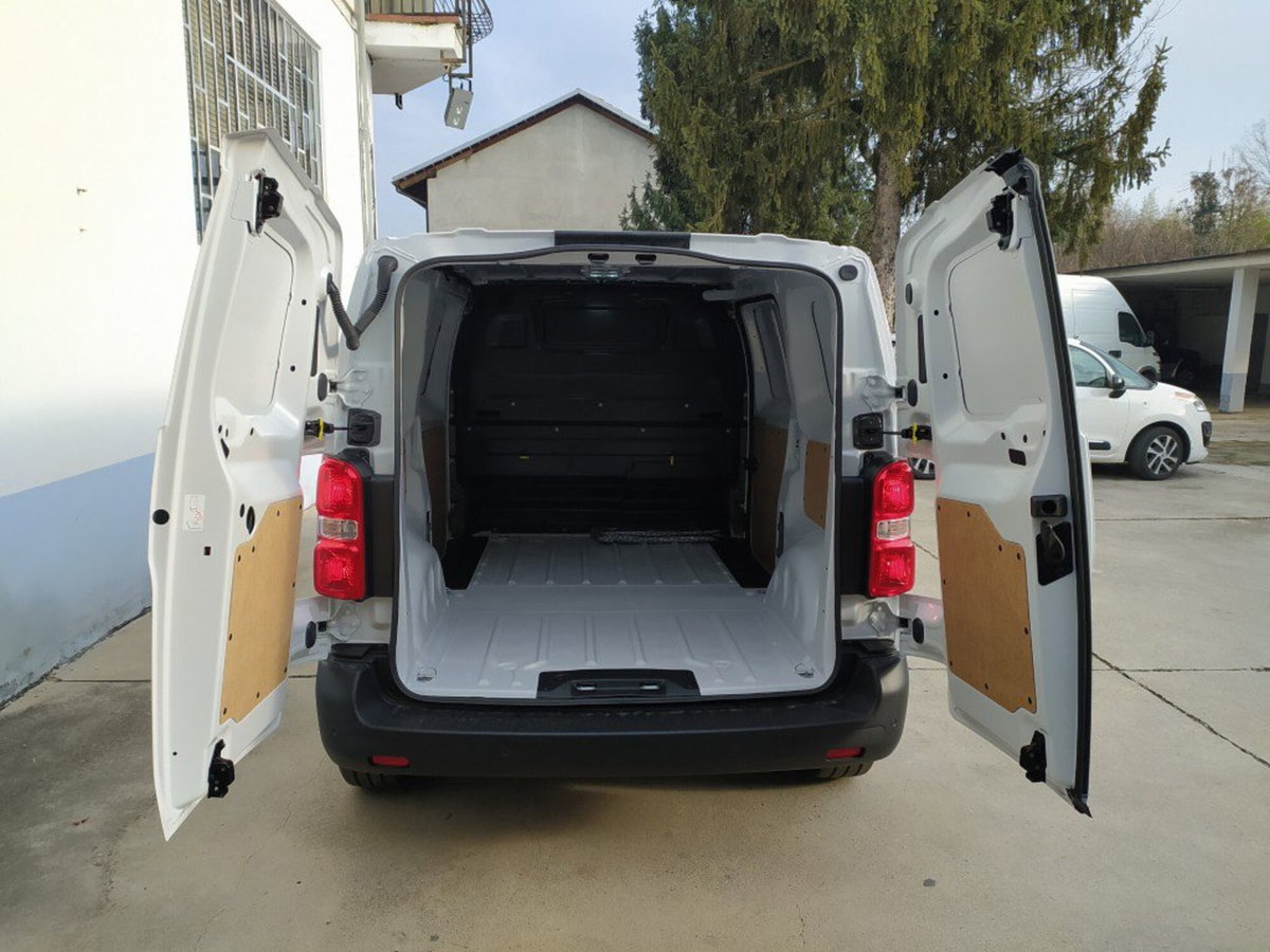 Peugeot Expert Furgone long 2.2 diesel 150cv S&S (14)
