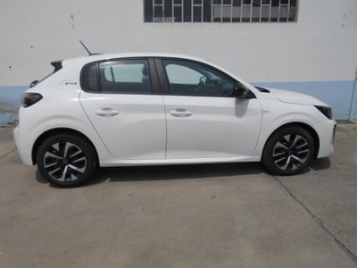 Peugeot 208 PureTech 100 Stop&Start 5 porte GT (17)