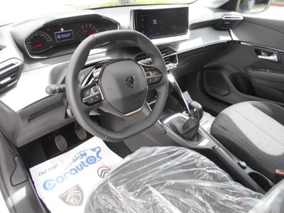Peugeot 208 PureTech 100 Stop&Start 5 porte GT (18)