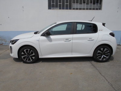 Peugeot 208 PureTech 100 Stop&Start 5 porte GT (3)