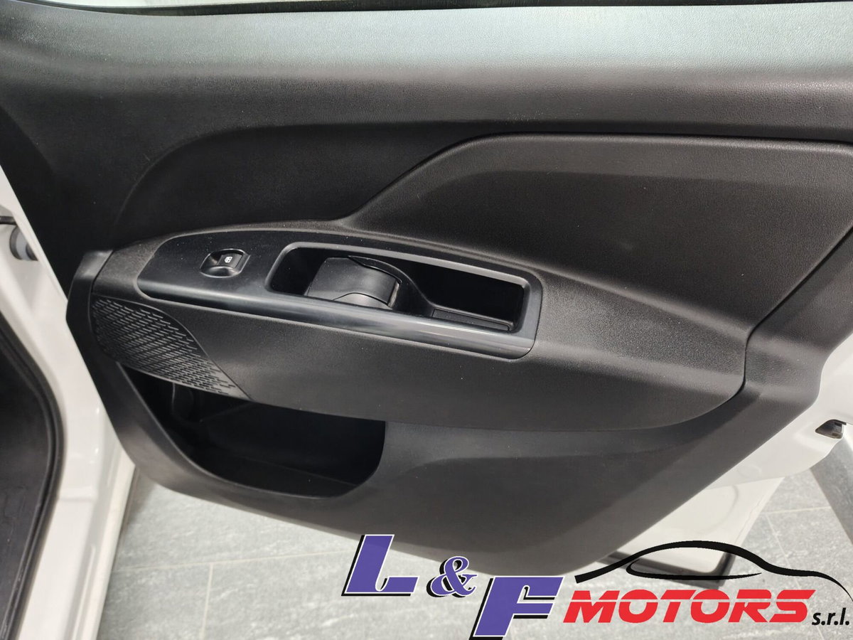 Fiat Doblò cargo combi N1 1.3 mjt 95cv CH1 Easy S&S (19)