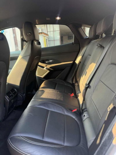 Jaguar E-Pace 2.0D 150 CV AWD aut. R-Dynamic S (11)