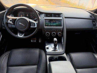 Jaguar E-Pace 2.0D 150 CV AWD aut. R-Dynamic S (12)