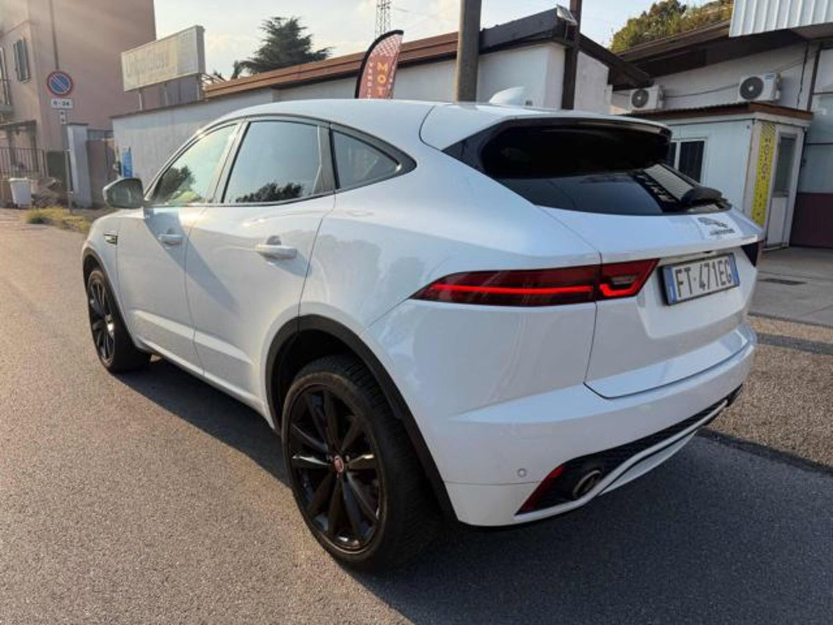Jaguar E-Pace 2.0D 150 CV AWD aut. R-Dynamic S (3)