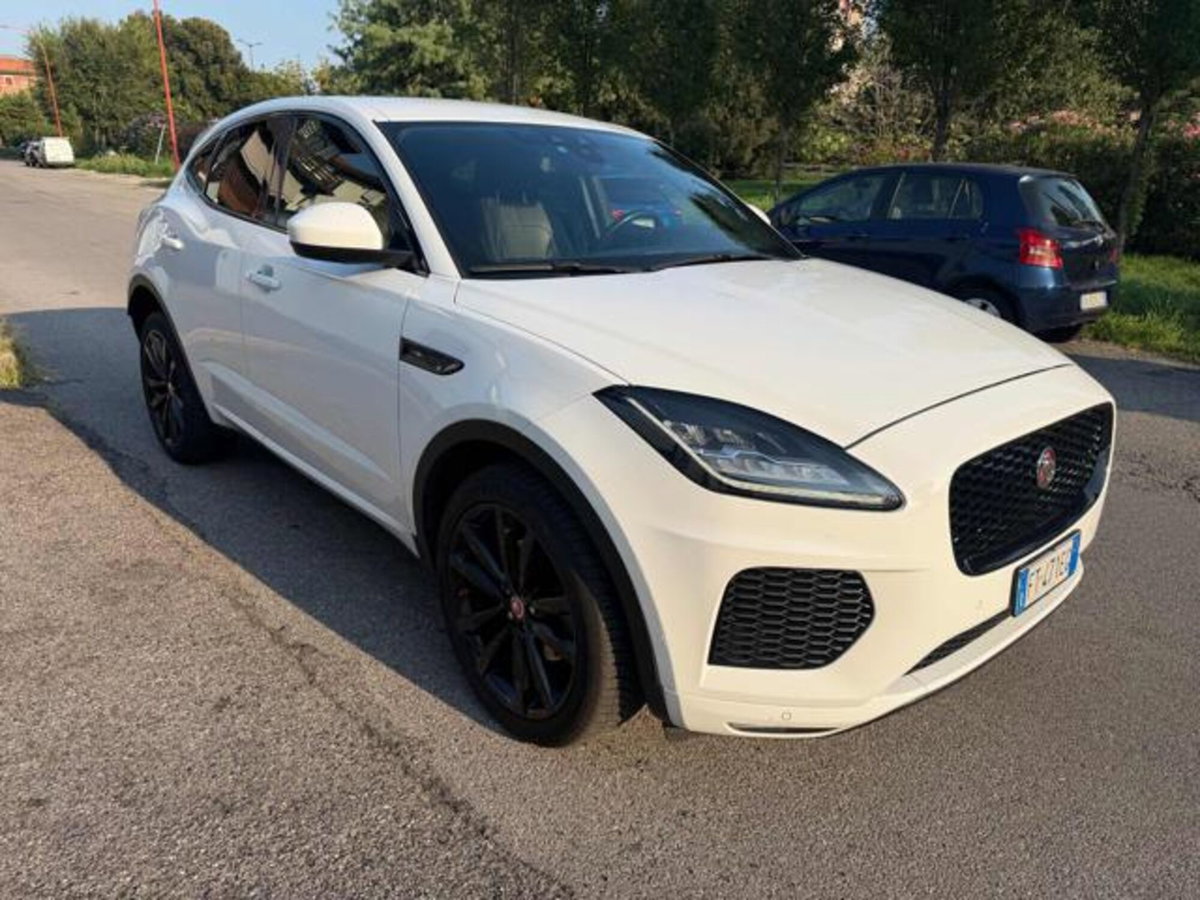 Jaguar E-Pace 2.0D 150 CV AWD aut. R-Dynamic S (7)