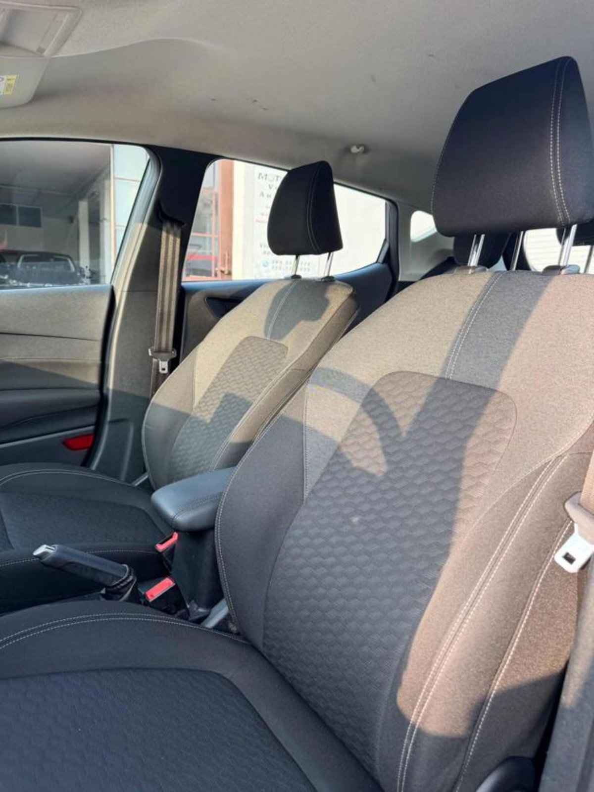 Ford Fiesta 1.0 Ecoboost Hybrid 125 CV DCT 5 porte Active (10)
