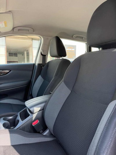 Nissan Qashqai 1.3 DIG-T 160 CV DCT Business (10)