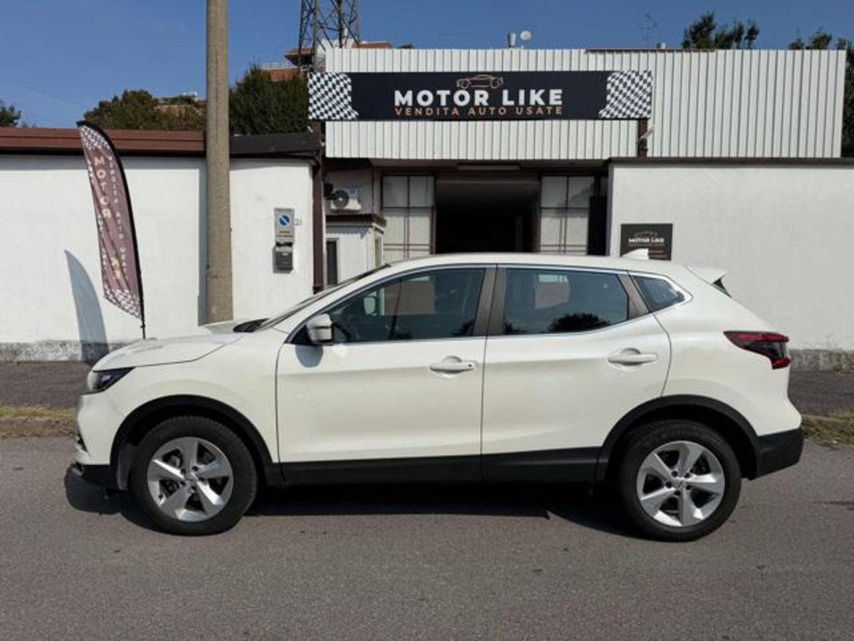 Nissan Qashqai 1.3 DIG-T 160 CV DCT Business (2)