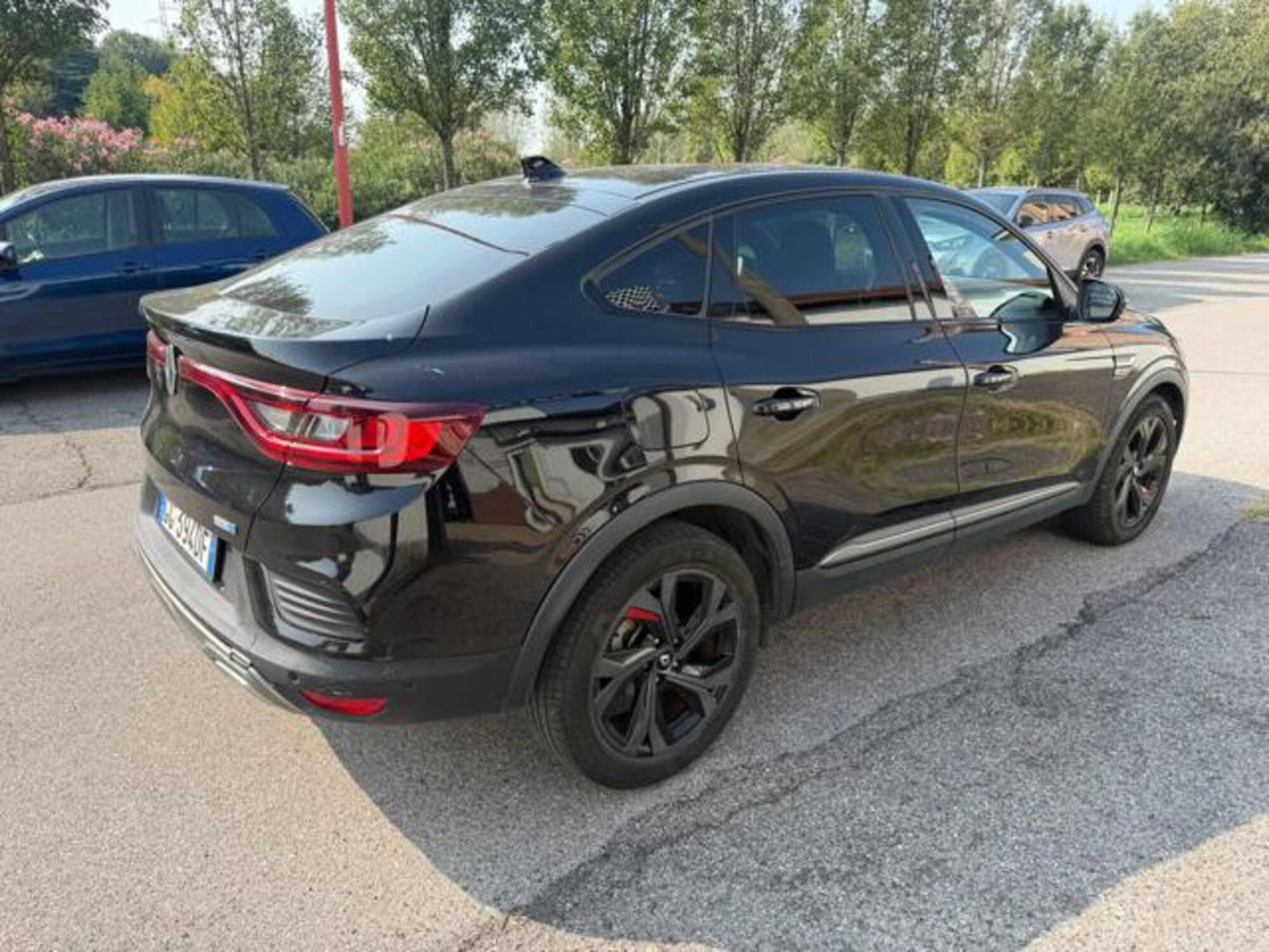 Renault Arkana E-Tech 145 CV R.S. Line (5)