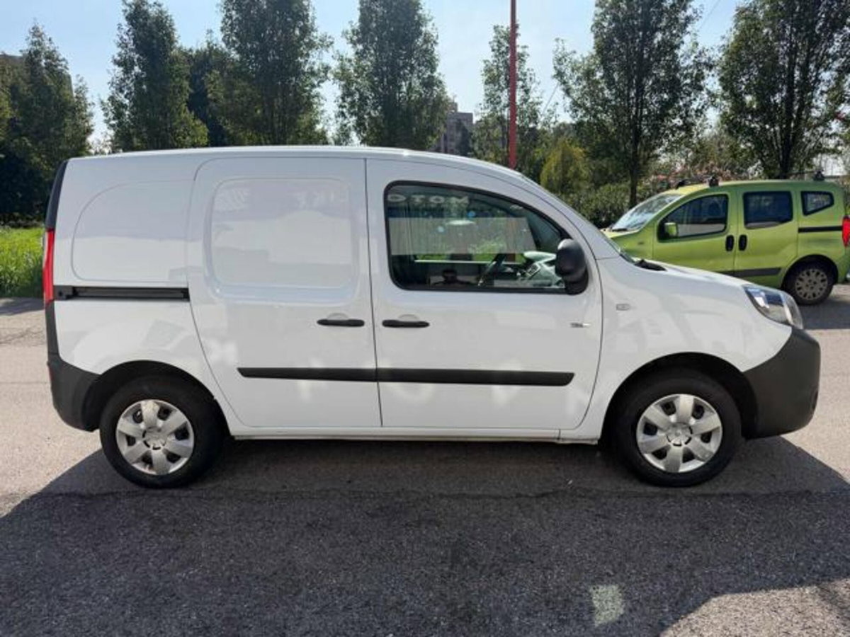 Renault Kangoo Z.E. 4p. Express Maxi Combi (7)