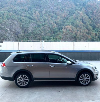 Volkswagen Golf Variant Alltrack 1.6 TDI 4MOTION BMT (4)