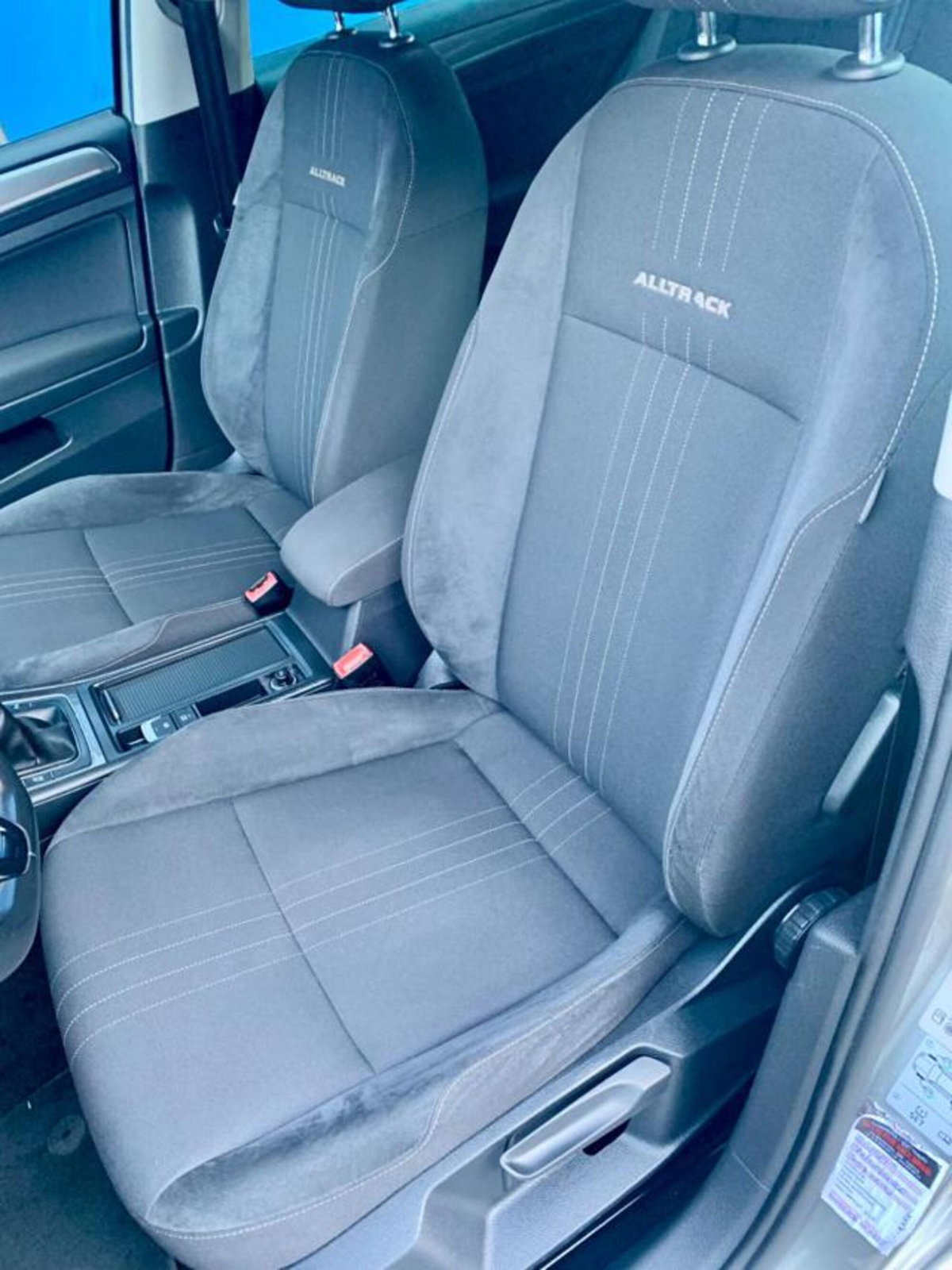 Volkswagen Golf Variant Alltrack 1.6 TDI 4MOTION BMT (9)