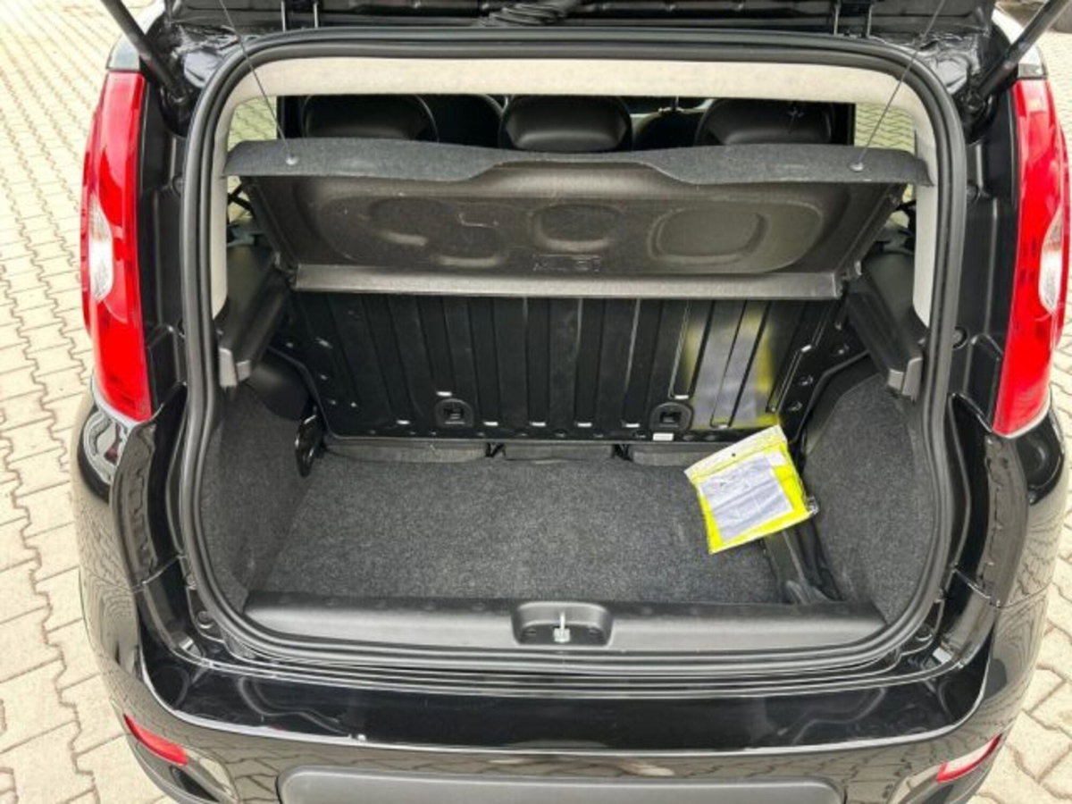Fiat Panda 1.0 FireFly S&S Hybrid City Cross (17)