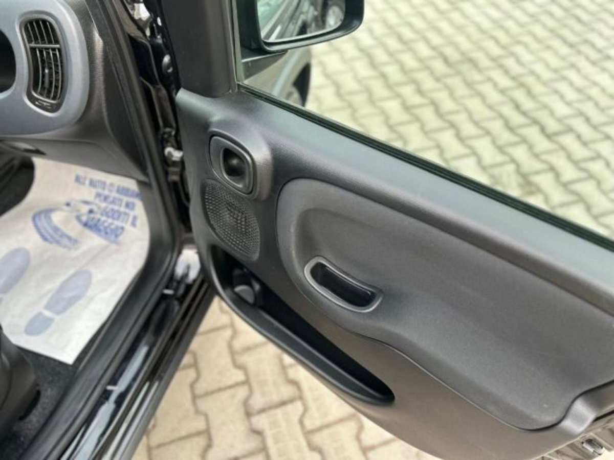 Fiat Panda 1.0 FireFly S&S Hybrid City Cross (20)